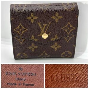 Authentic Louis Vuitton Monogram Compact Trị-Fold Wallet Good Condition